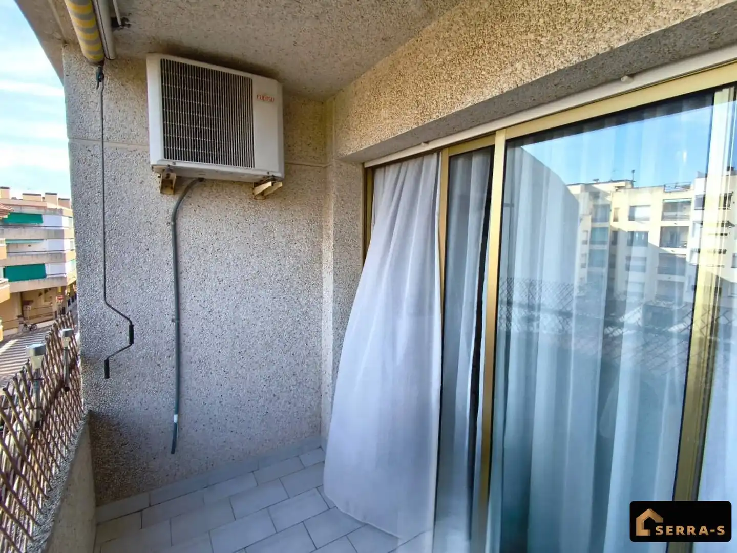 Dormitori de Àtic en venda en Pineda de Mar amb Aire condicionat, Calefacció i Terrassa