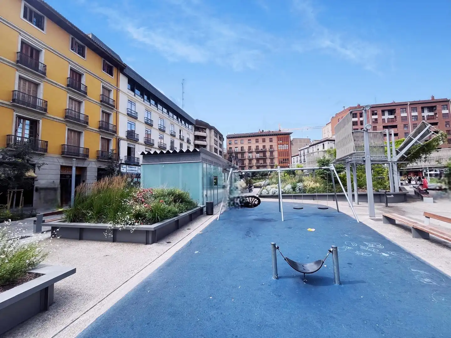 Außenansicht von Maisonette zum Verkauf in Zaragoza mit Klimaanlage, Heizung und Parkett