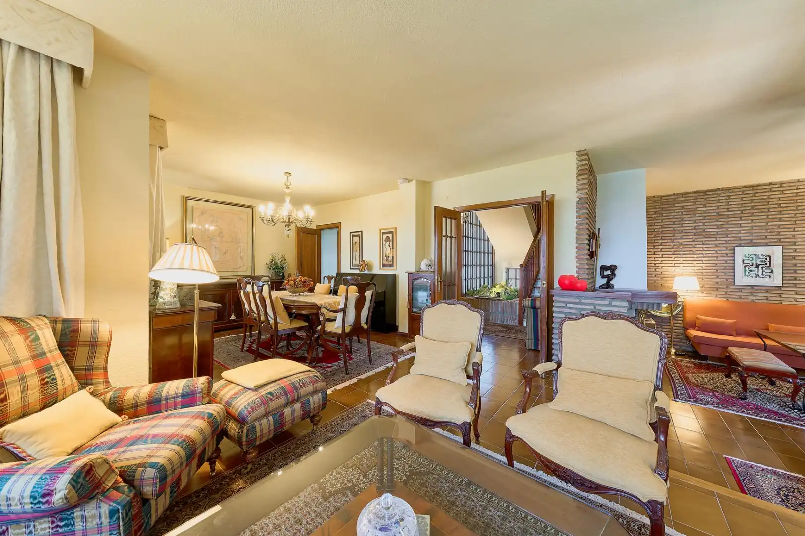 Sala d'estar de Casa o xalet de lloguer en Málaga amb Aire condicionat, Calefacció i Jardí privat