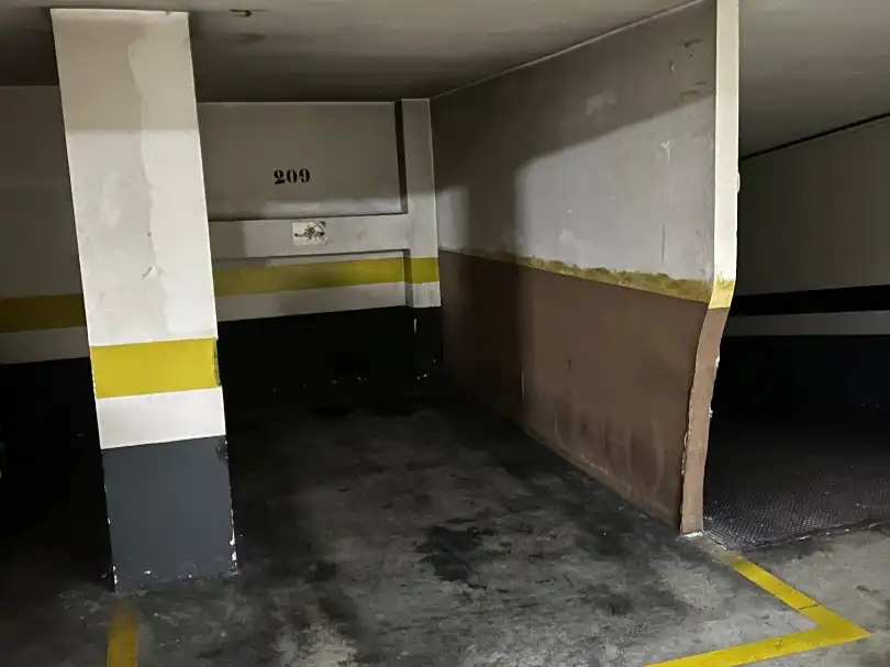 Parking of Garage for rent in Granada