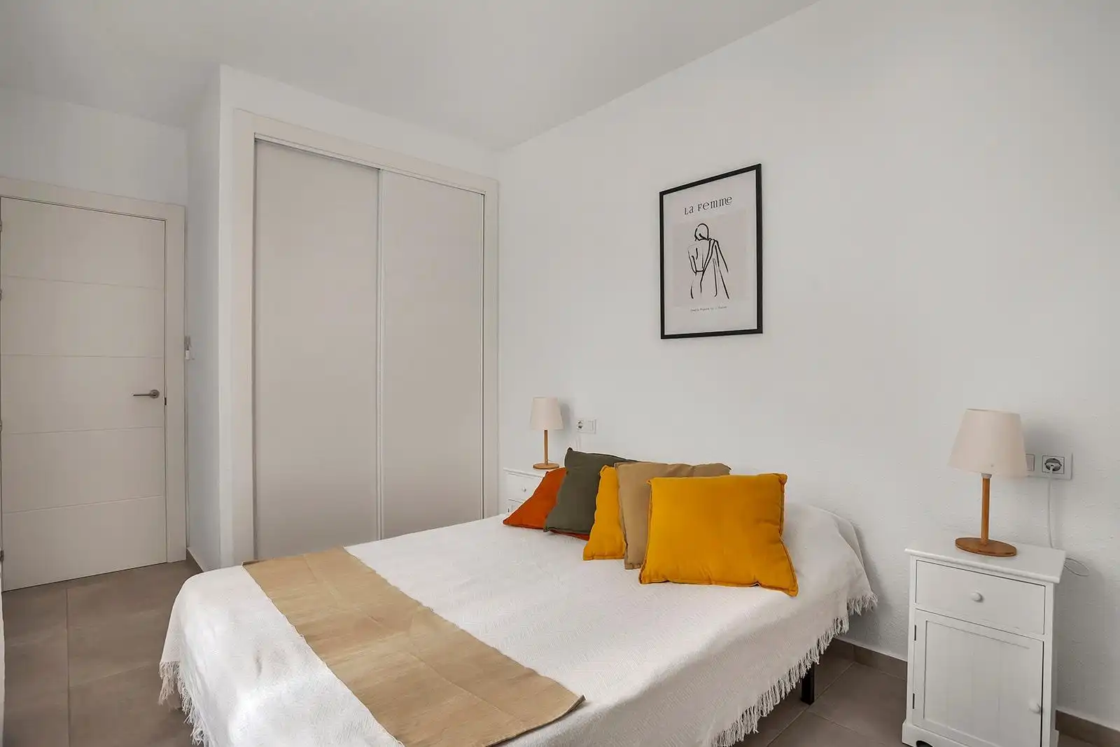 Piso con ascensor en venta en Calle FINLANDIA, imagen 23