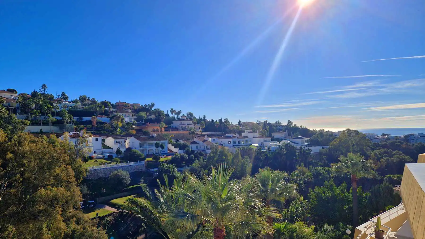 Vista exterior de Ático en venta en Benalmádena con Aire acondicionado, Calefacción y Terraza