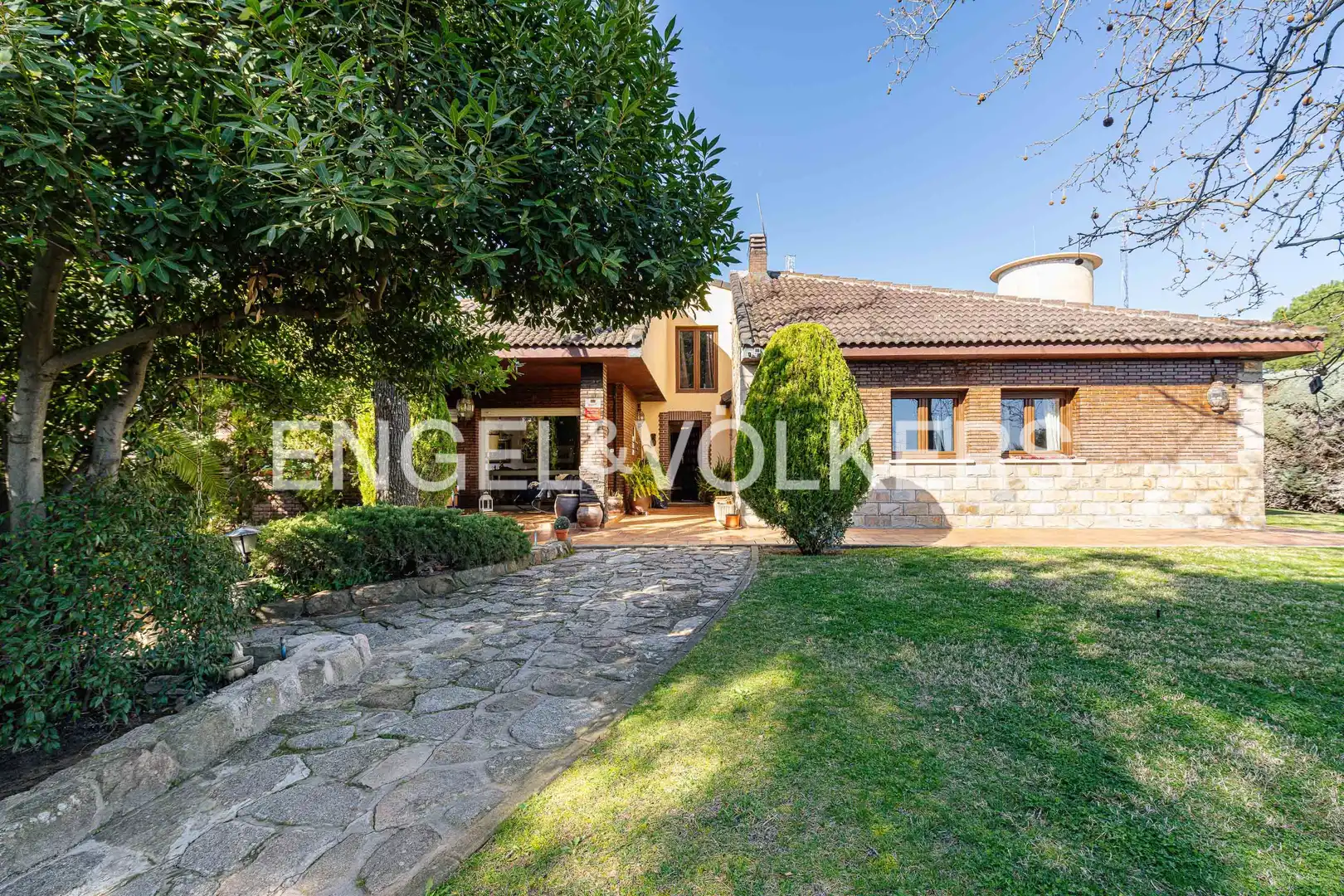 Haus mit Pool zum Verkauf in Villafranca del Castillo, imagen 2