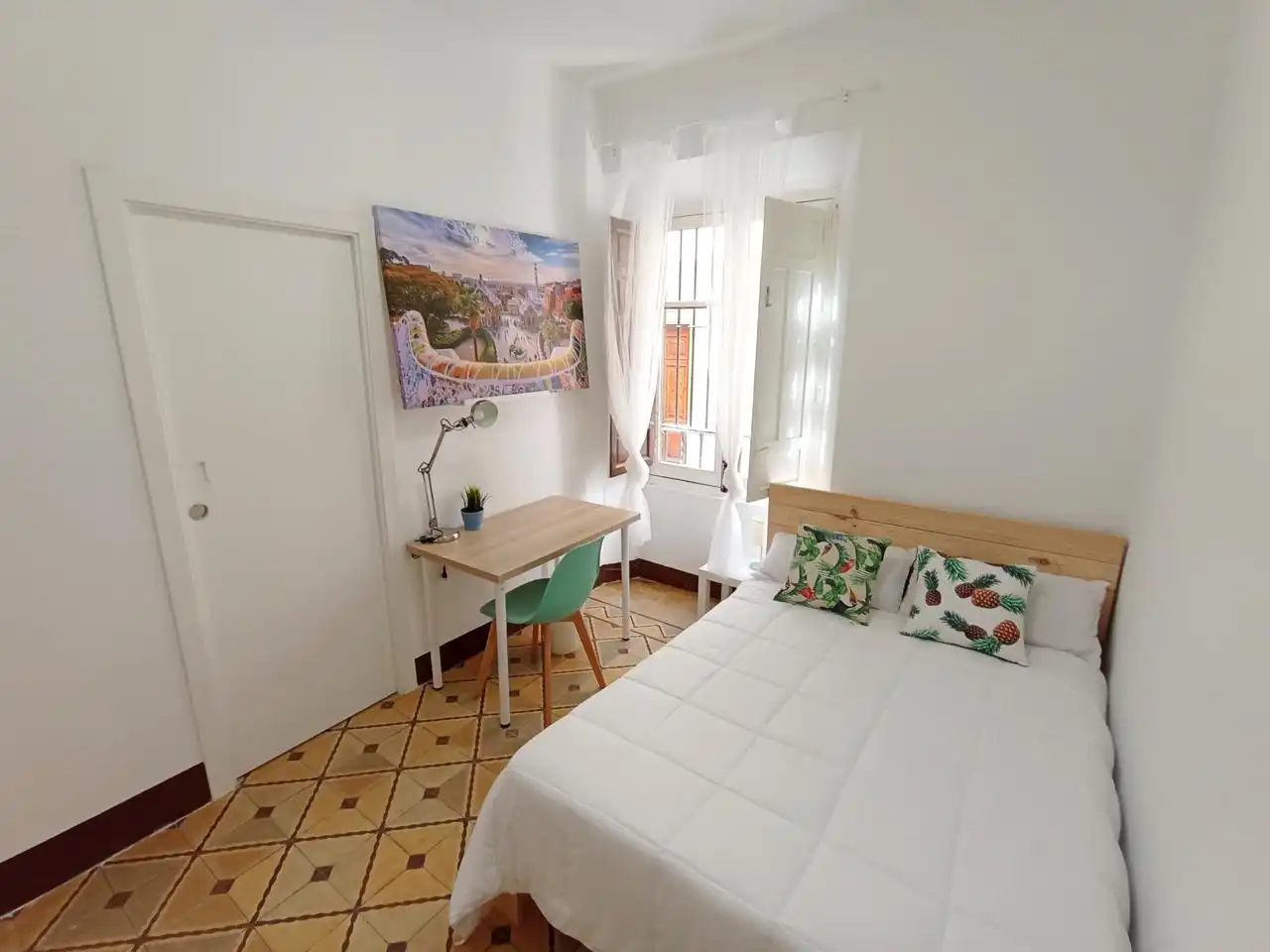 Ground floor for rent in Santa Teresa, Centro - Sagrario