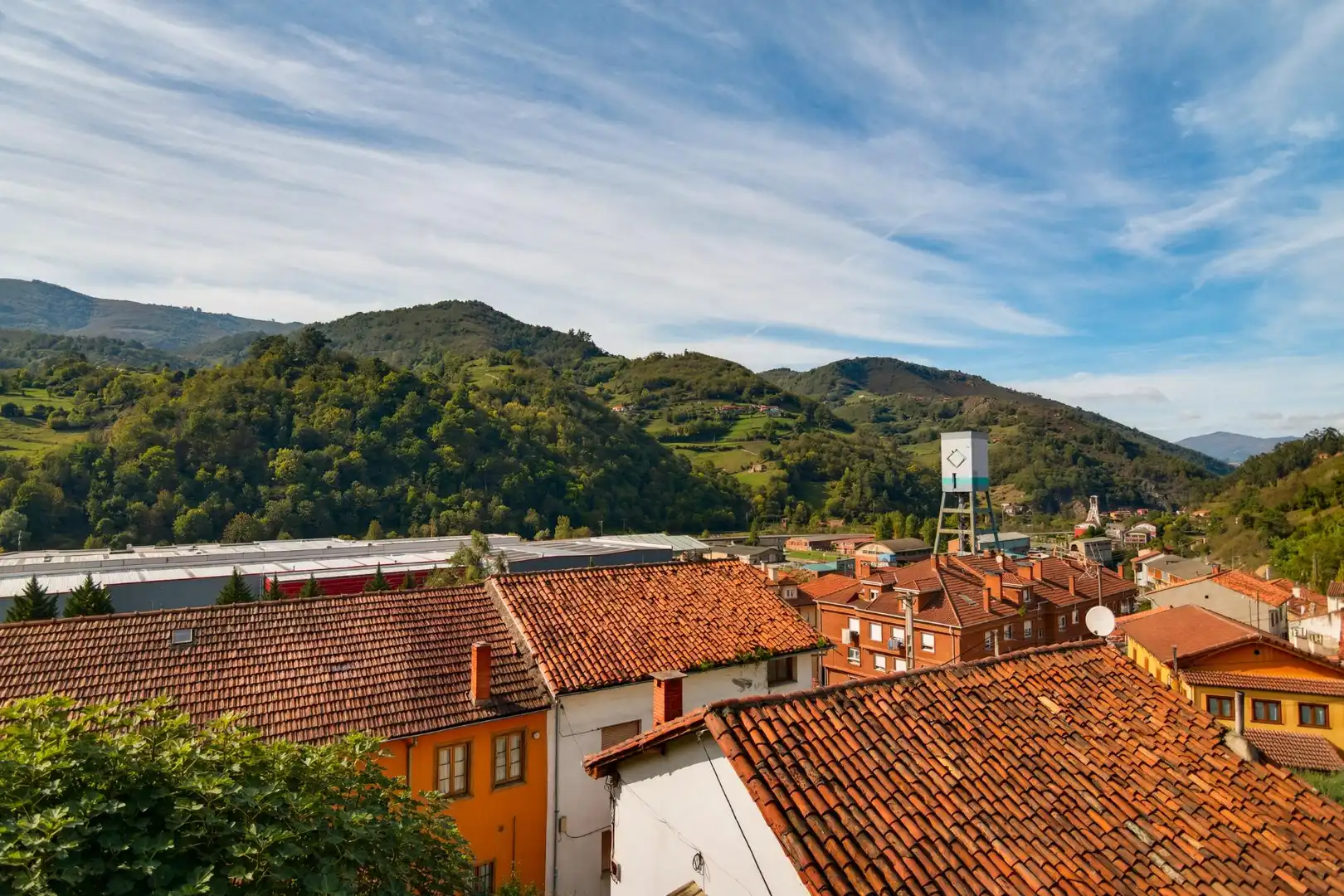 Außenansicht von Wohnung zum Verkauf in Aller, Asturias