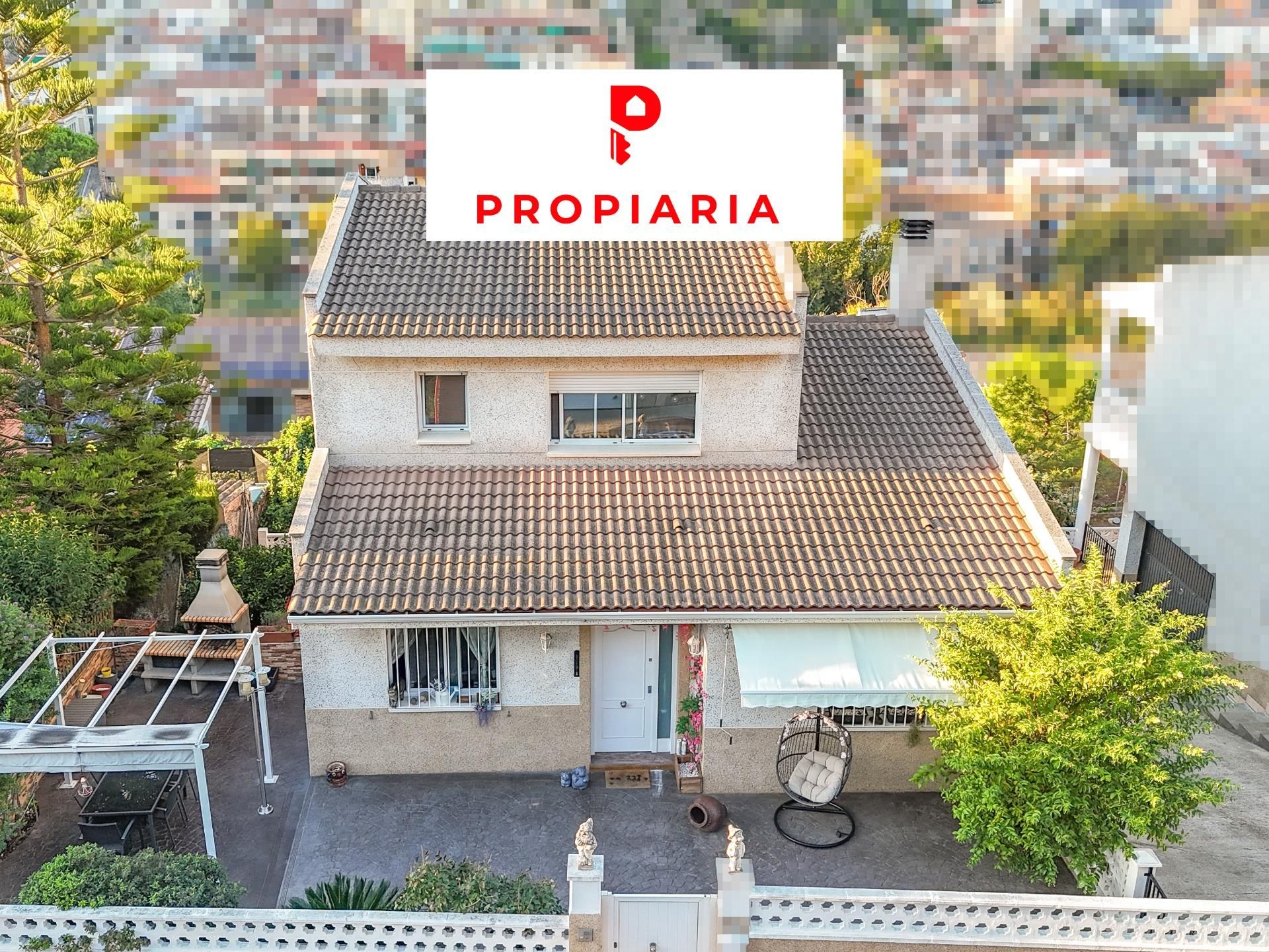 Vista exterior de Casa o xalet en venda en Corbera de Llobregat amb Calefacció, Jardí privat i Terrassa