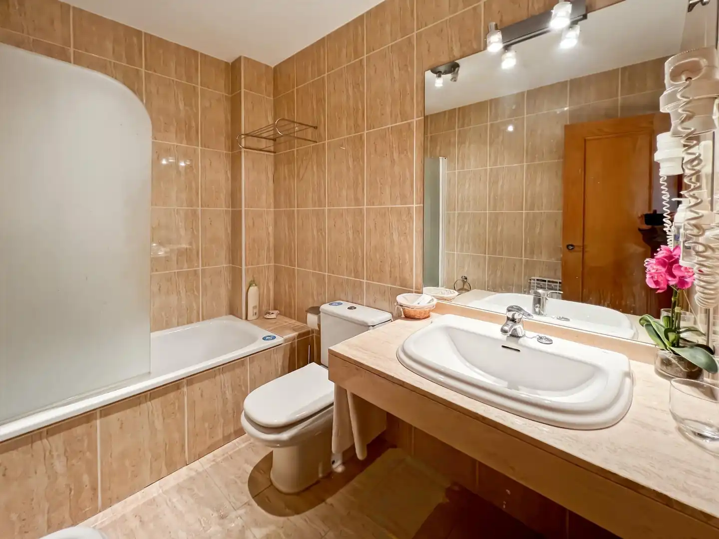 Bathroom of Country homes for sale in Buitrago del Lozoya  with Air Conditioner and Alarm