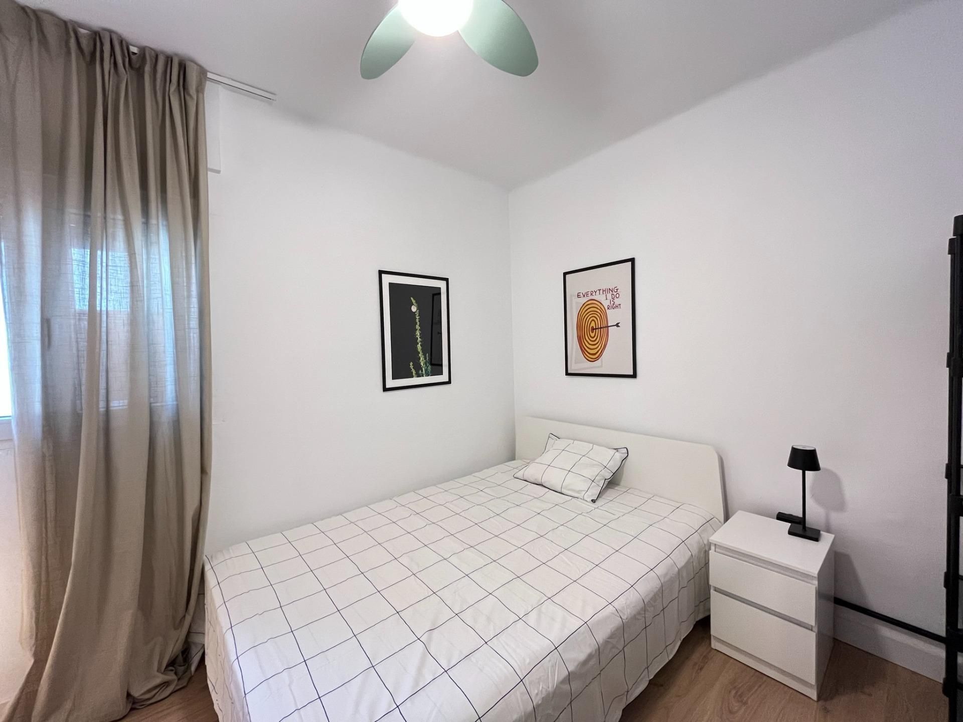 Bedroom of Flat to share in Málaga Capital  with Terrace