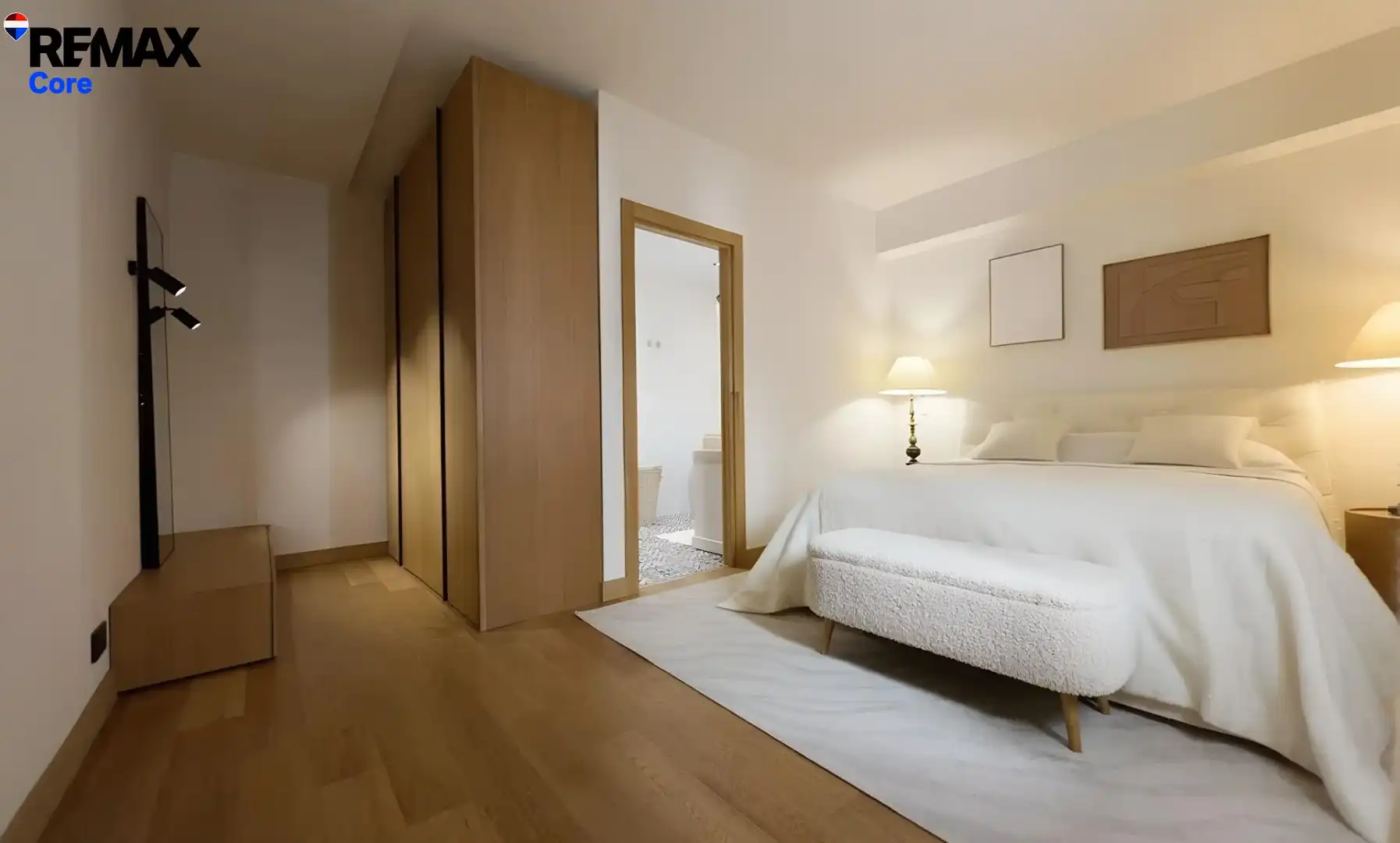 Schlafzimmer von Wohnung zum Verkauf in Marbella mit Klimaanlage, Heizung und Privatgarten