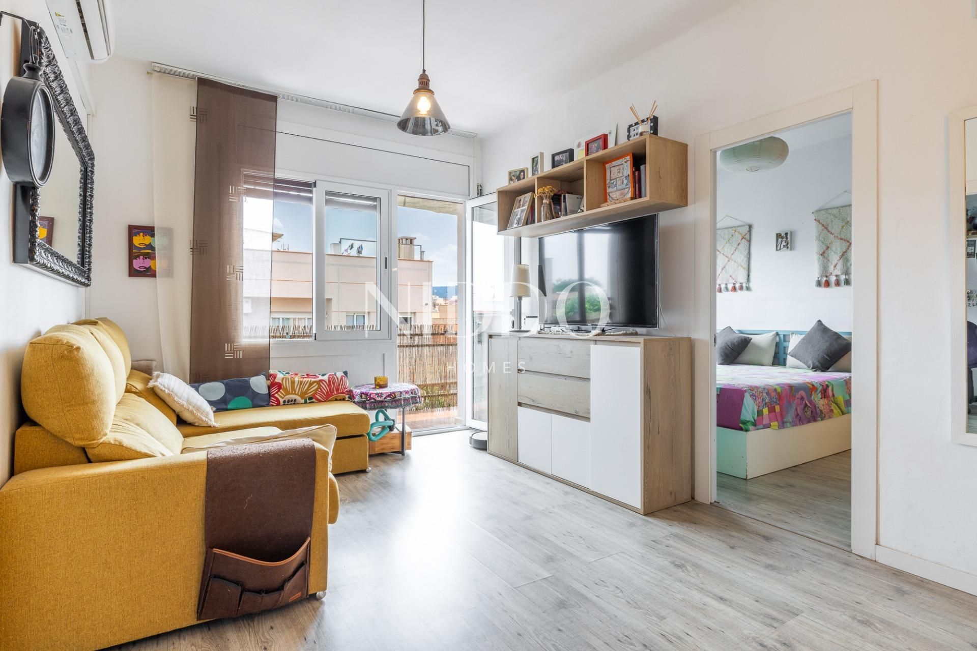 Sala d'estar de Pis en venda en Sant Cugat del Vallès amb Aire condicionat, Calefacció i Parquet