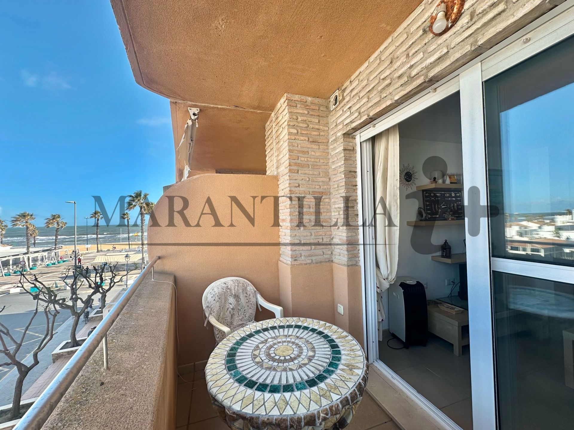 Vista exterior de Apartament en venda en La Antilla amb Terrassa i Moblat