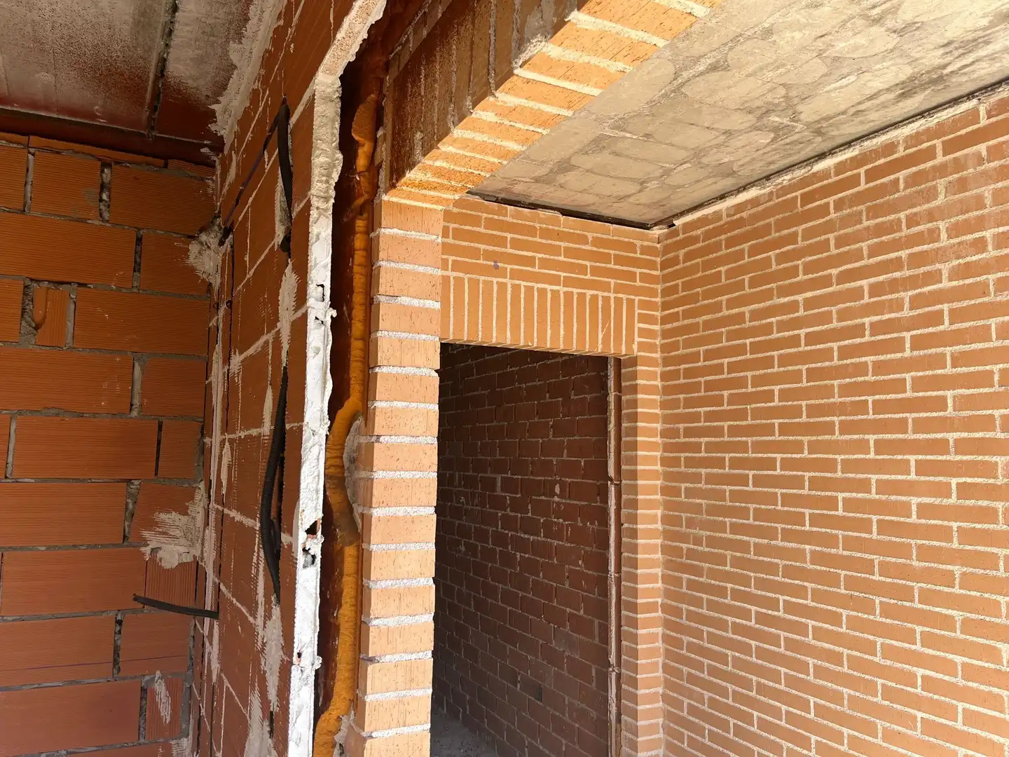 Buildings for sale in El Tiemblo 