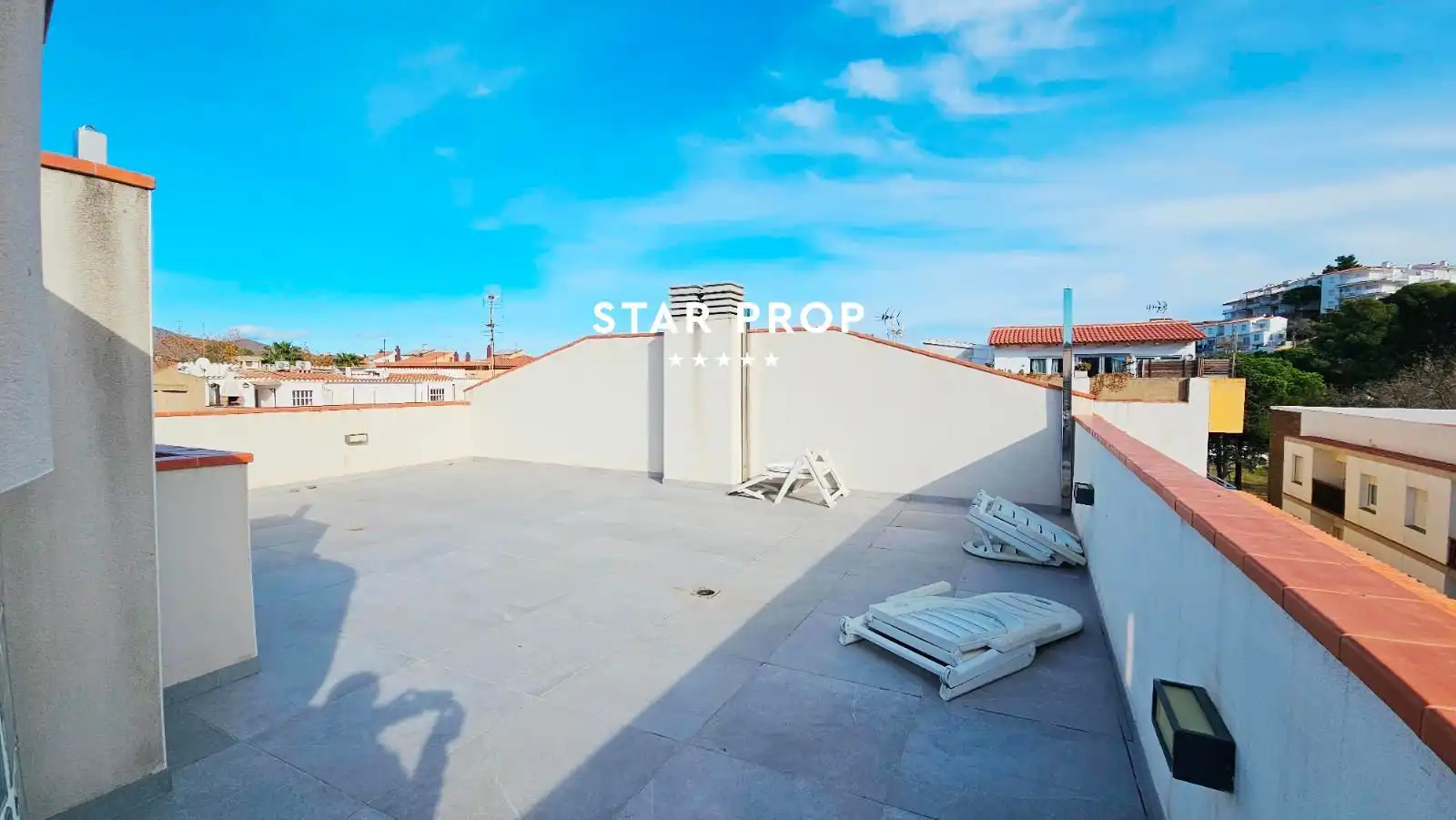 Terrasse von Wohnung zum Verkauf in Llançà mit Klimaanlage, Heizung und Terrasse