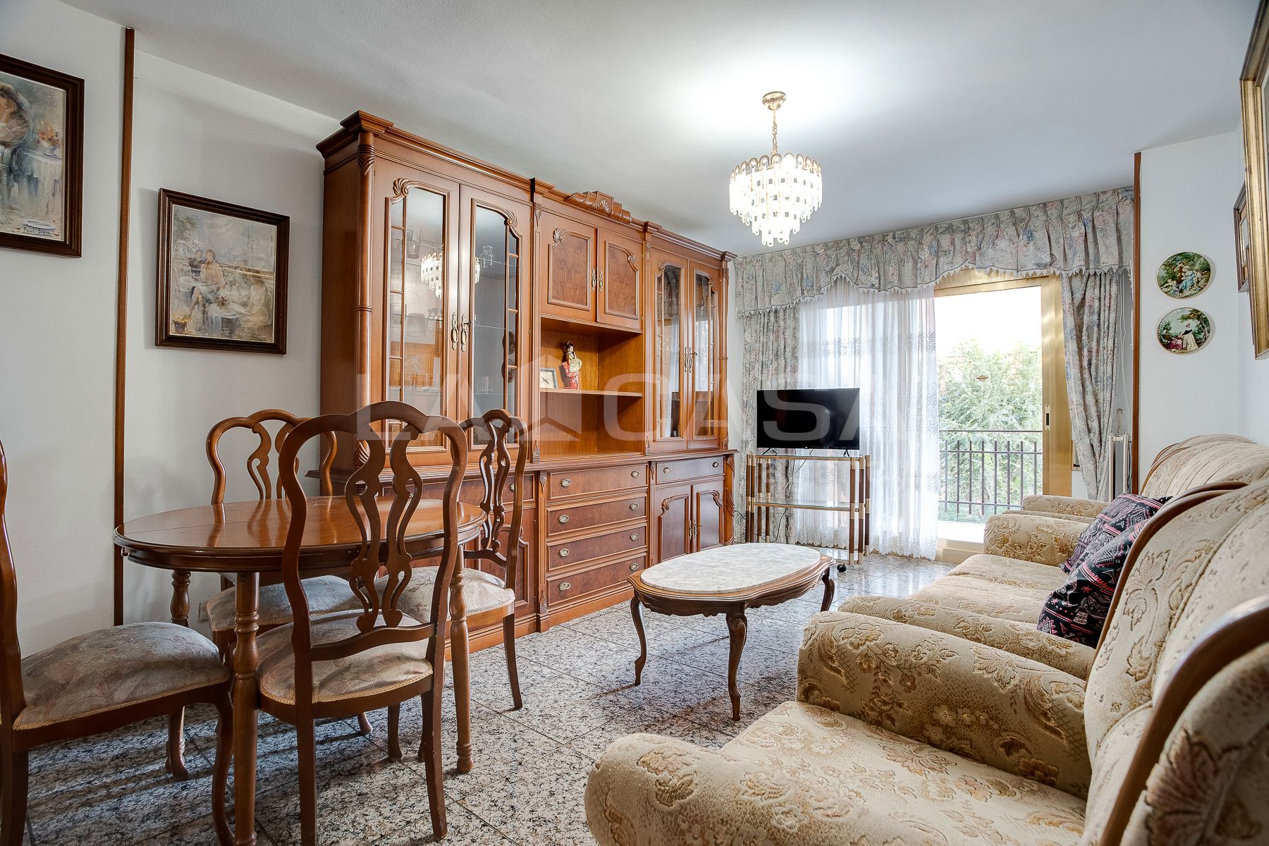 Living room of Flat for sale in L'Hospitalet de Llobregat  with Balcony