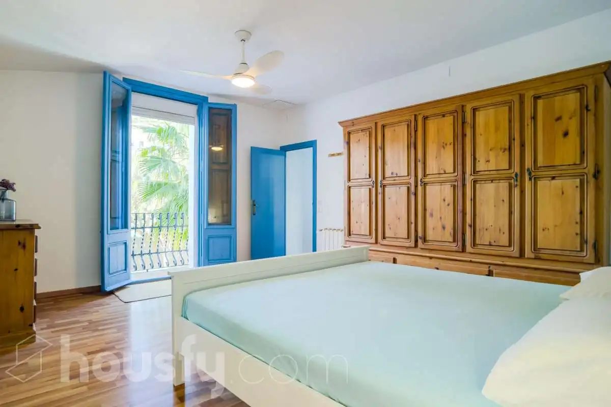 Habitación de Finca rústica en venta en Montgat con Calefacción, Jardín privado y Terraza