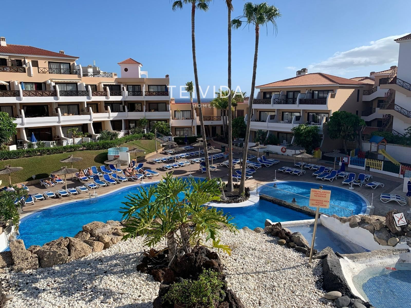Vista exterior de Pis de lloguer en San Miguel de Abona amb Terrassa, Piscina i Moblat