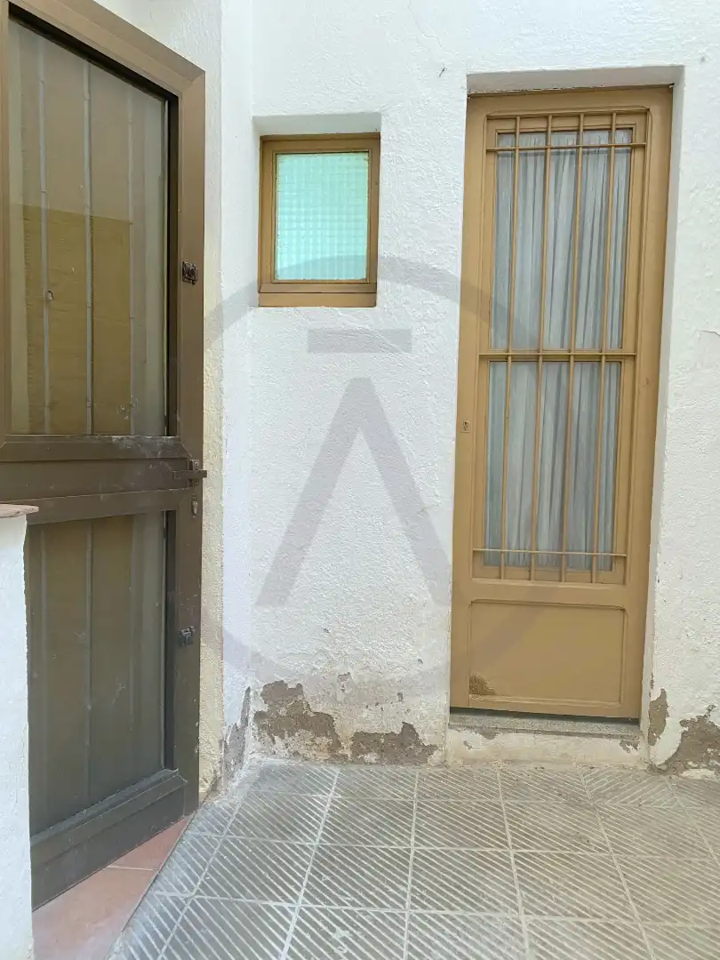 Vista exterior de Casa o xalet en venda en Terrassa amb Calefacció, Terrassa i Traster