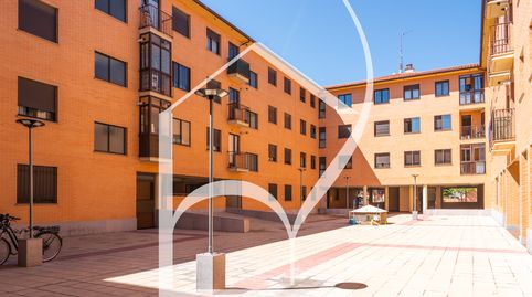 Foto 2 de Piso en venta en Paseo César Real de la Riva, Tejares - Chamberí - Alcades, Salamanca Capital