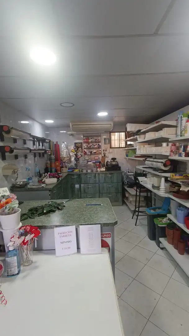 Local en venda en Marbella