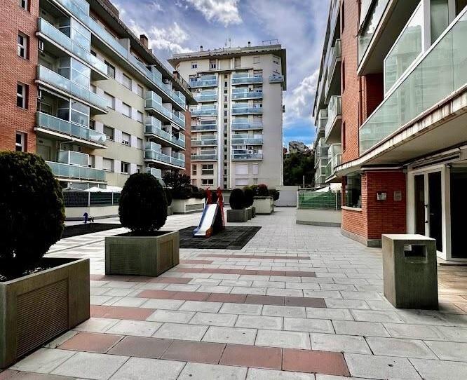 Foto 1 de Pis de lloguer a Valldaura - Carretera de Cardona, Barcelona