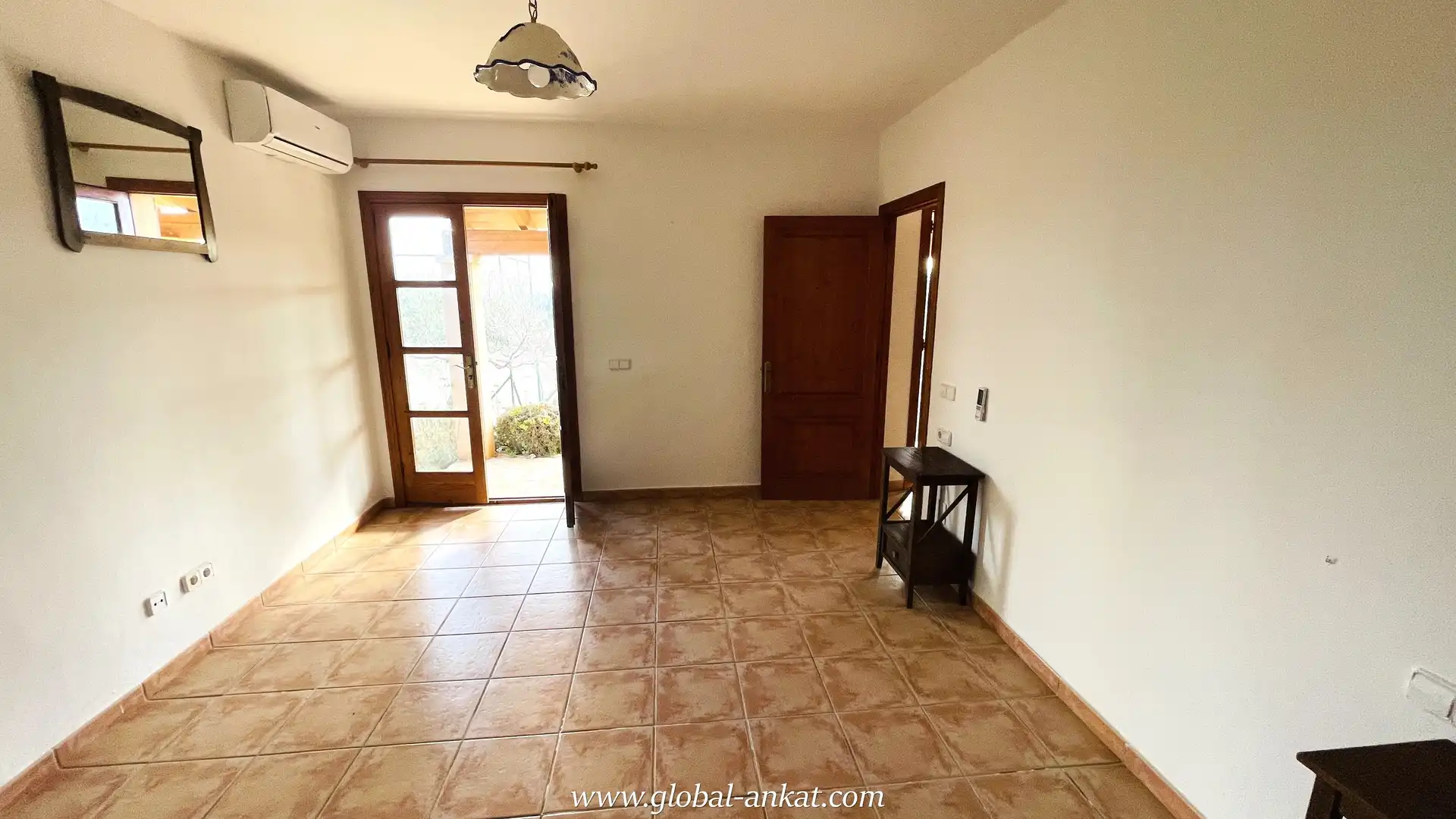 Casa rustica con terrazza in affitto a Portocolom, imagen 47