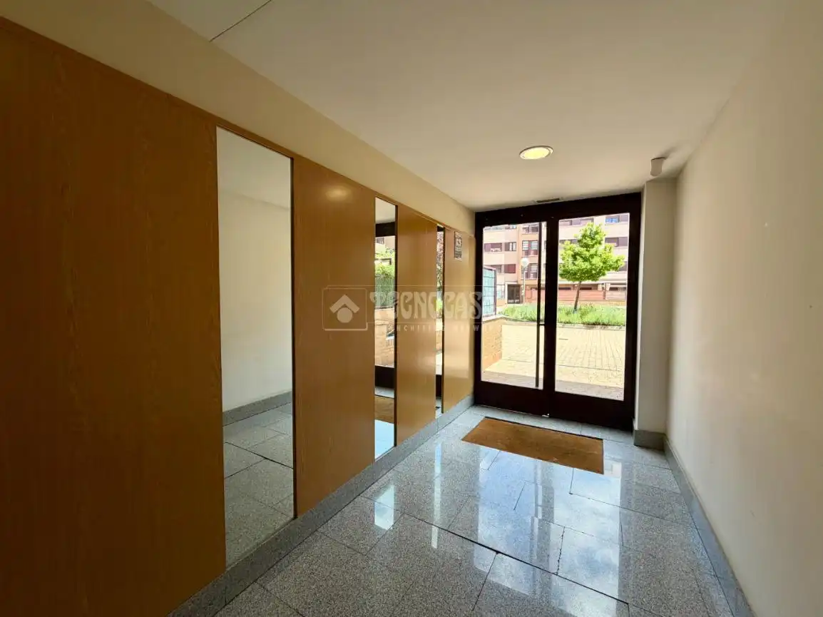 Flat for sale in Ayuntamiento - Avenida Siglo XXI