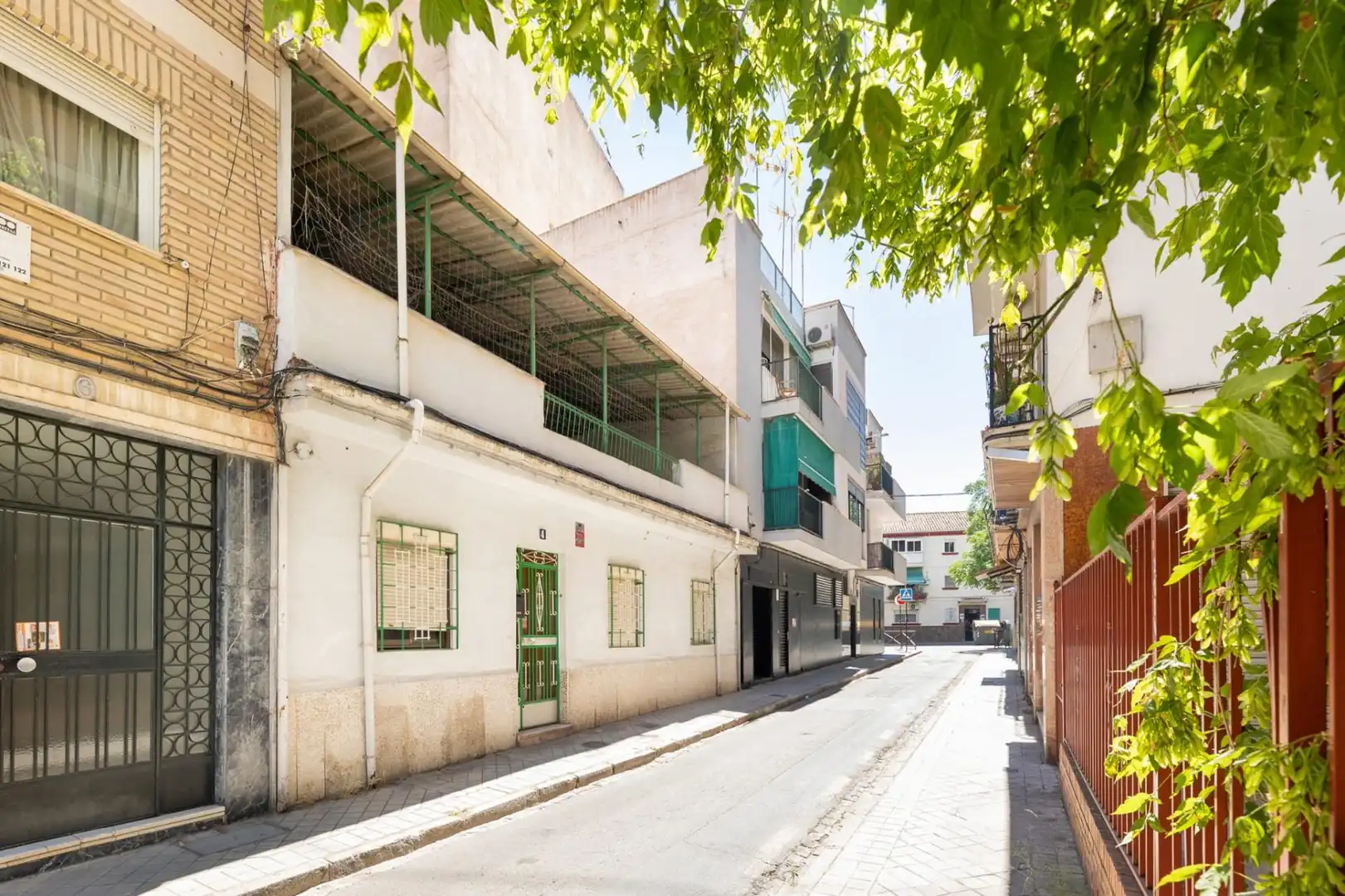 Vista exterior de Casa adosada en venta en Granada