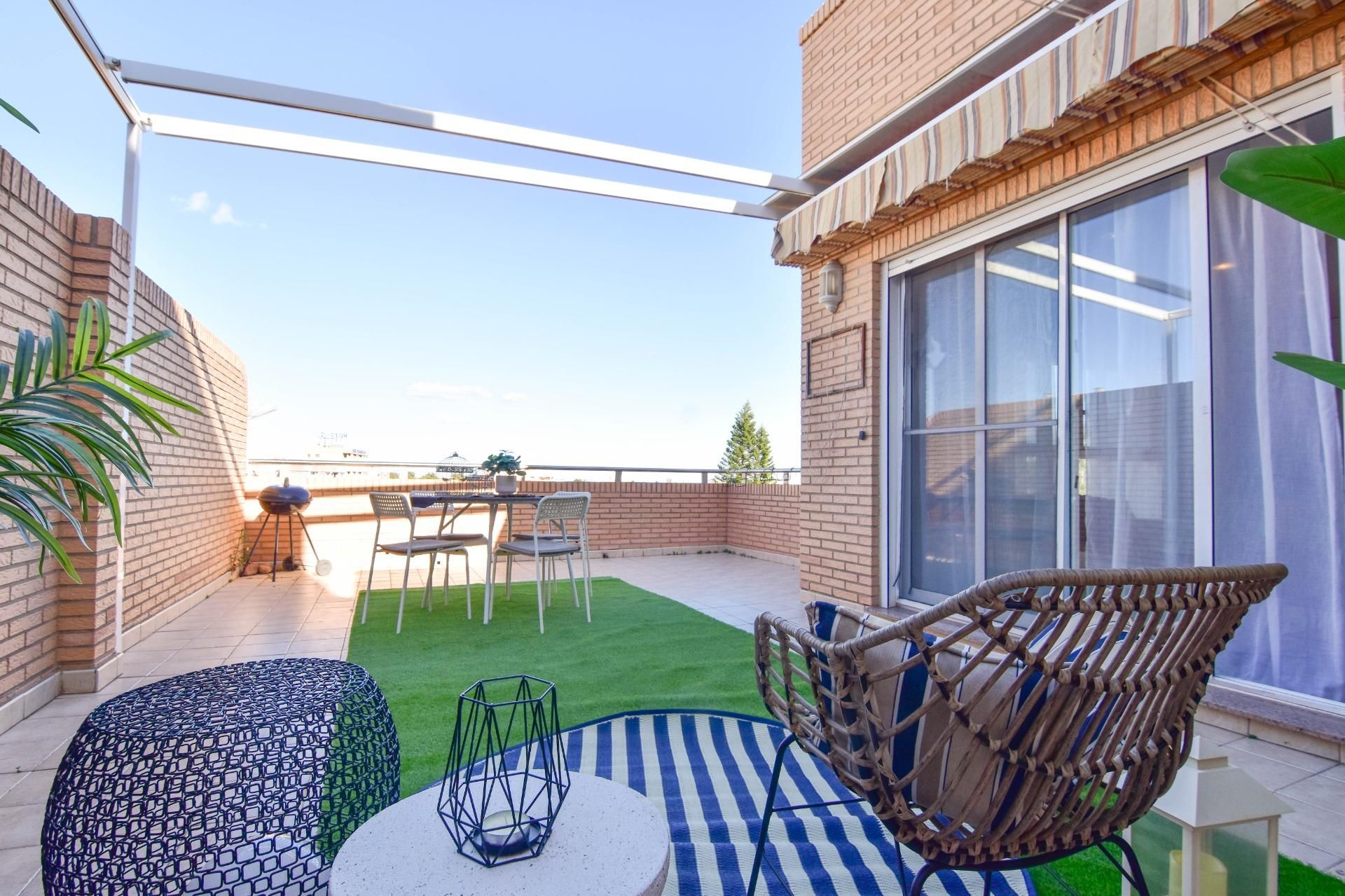 Terraza de Ático en venta en Sagunto / Sagunt con Aire acondicionado y Terraza