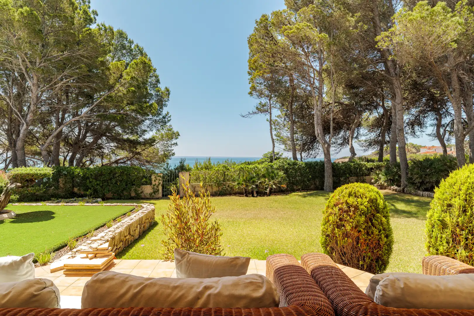 Casa con piscina en venta en Carrer de la Caleta, imagen 5