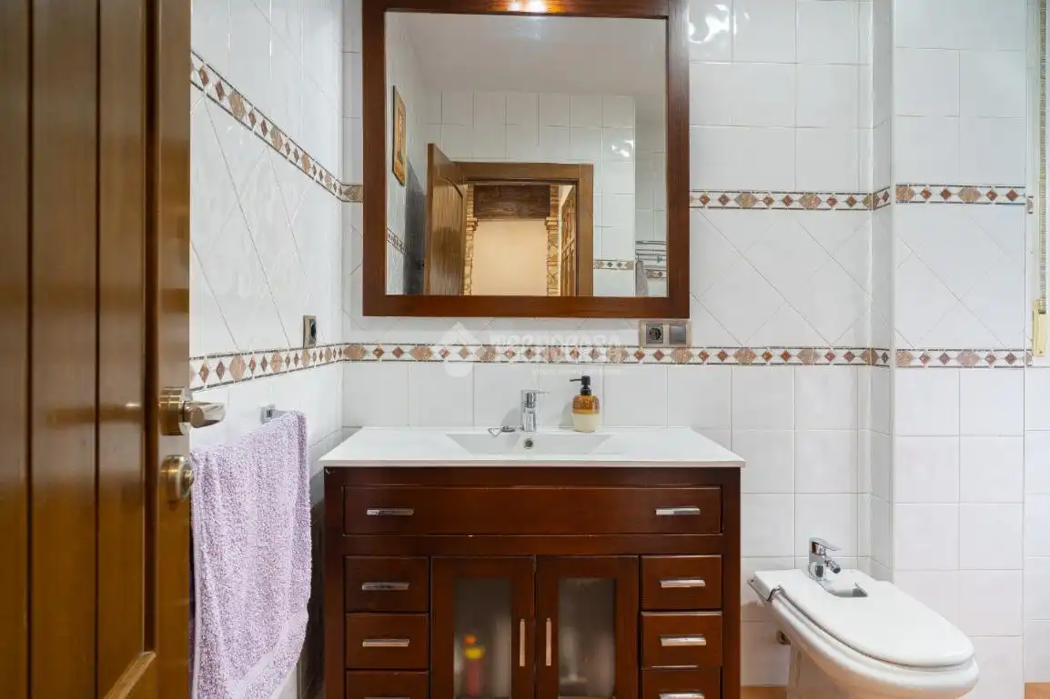 Baño de Finca rústica en venta en Torreperogil con Aire acondicionado y Calefacción
