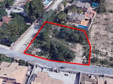 Terrain résidentiel à vendre à Los Pinares - La Masia