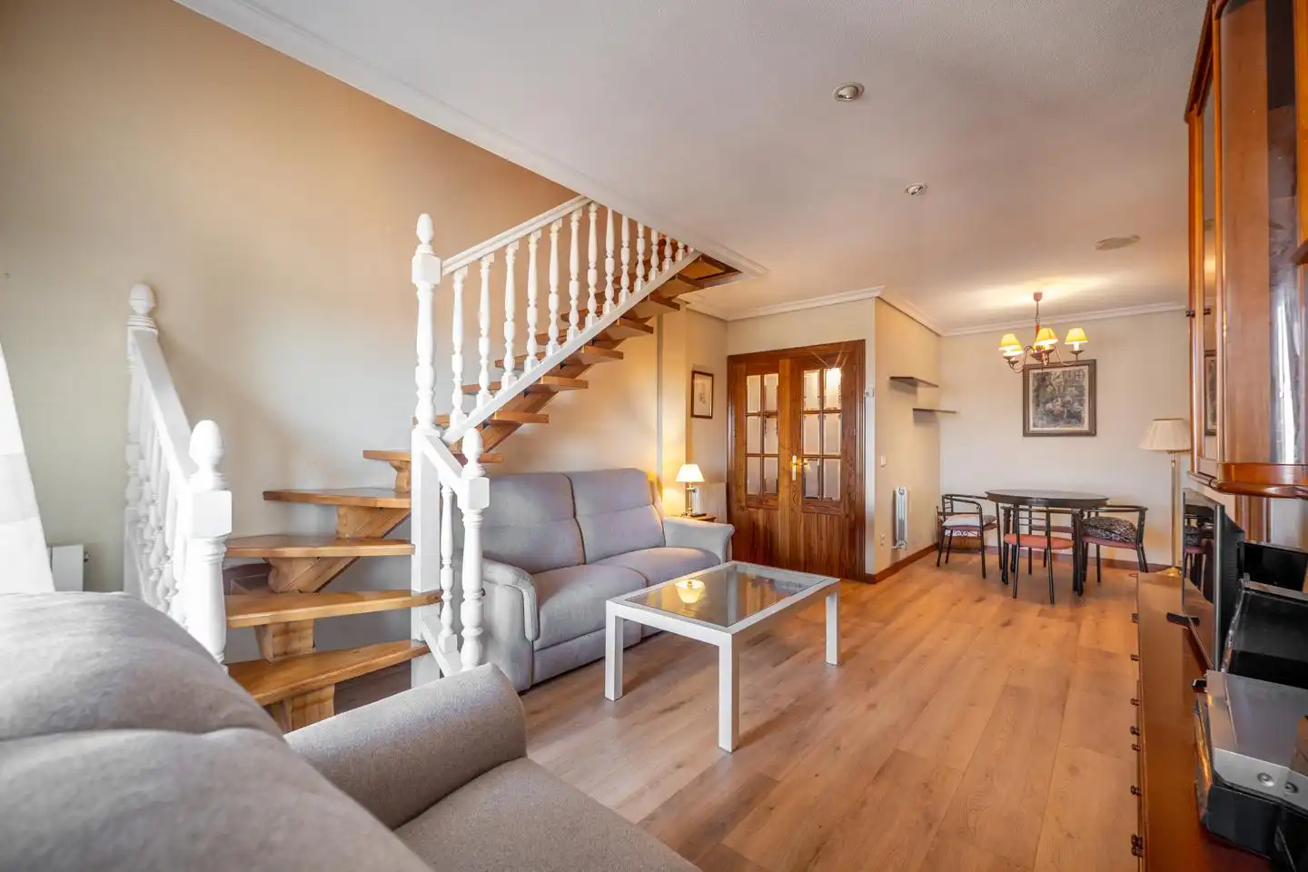 Wohnzimmer von Wohnung zum Verkauf in Ávila mit Klimaanlage, Parkett und Terrasse
