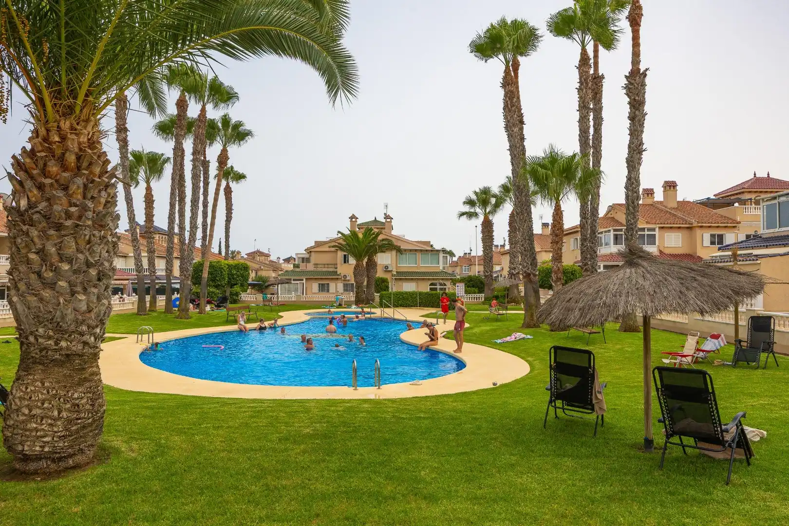 Piscina de Casa o chalet en venta en Orihuela Costa