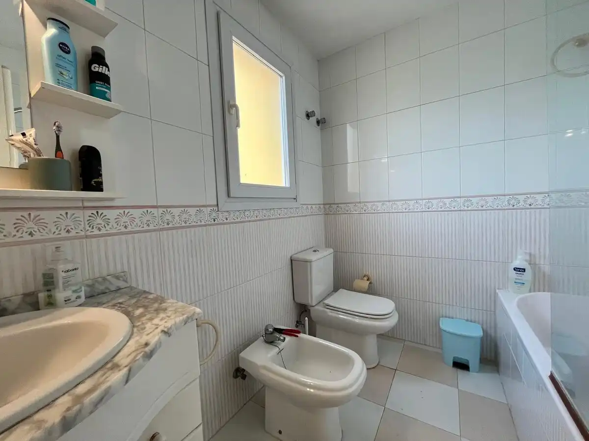 Bathroom of Apartments for sale in Dénia  with Air Conditioner, Heating and Terrace
