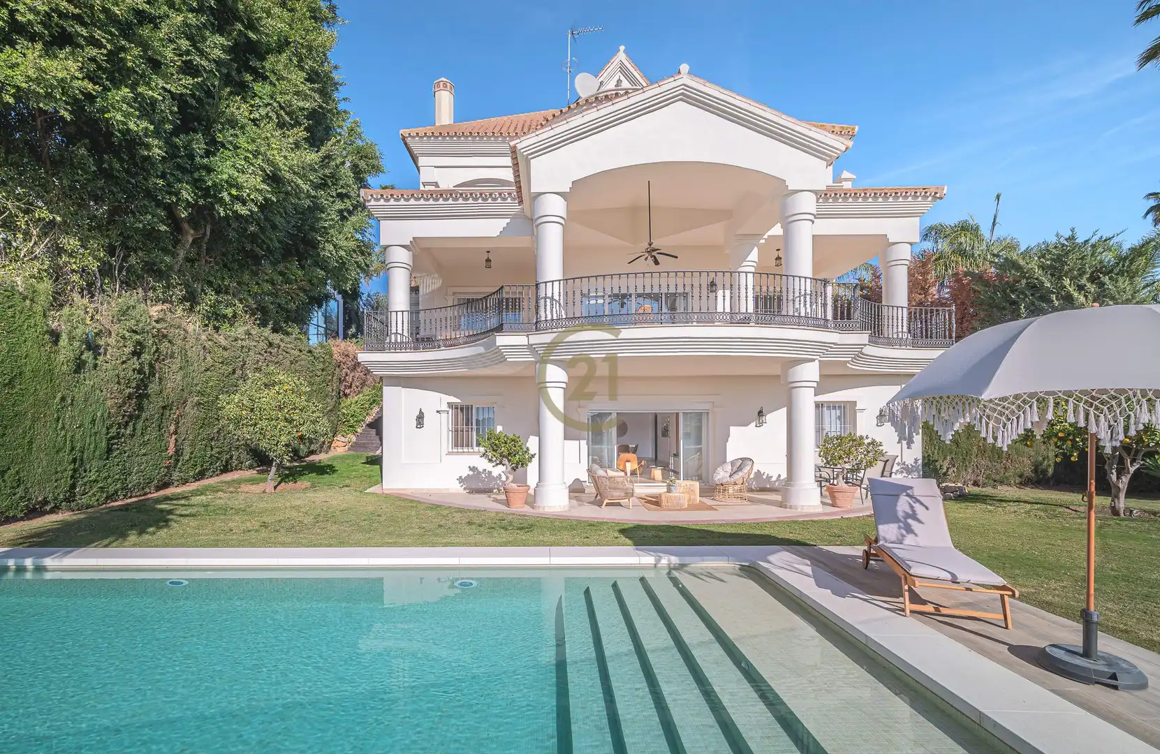 Chalet con terraza en venta en Calle Sirio, imagen 3
