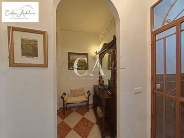 Haus zum Verkauf in Avenida Andalucía