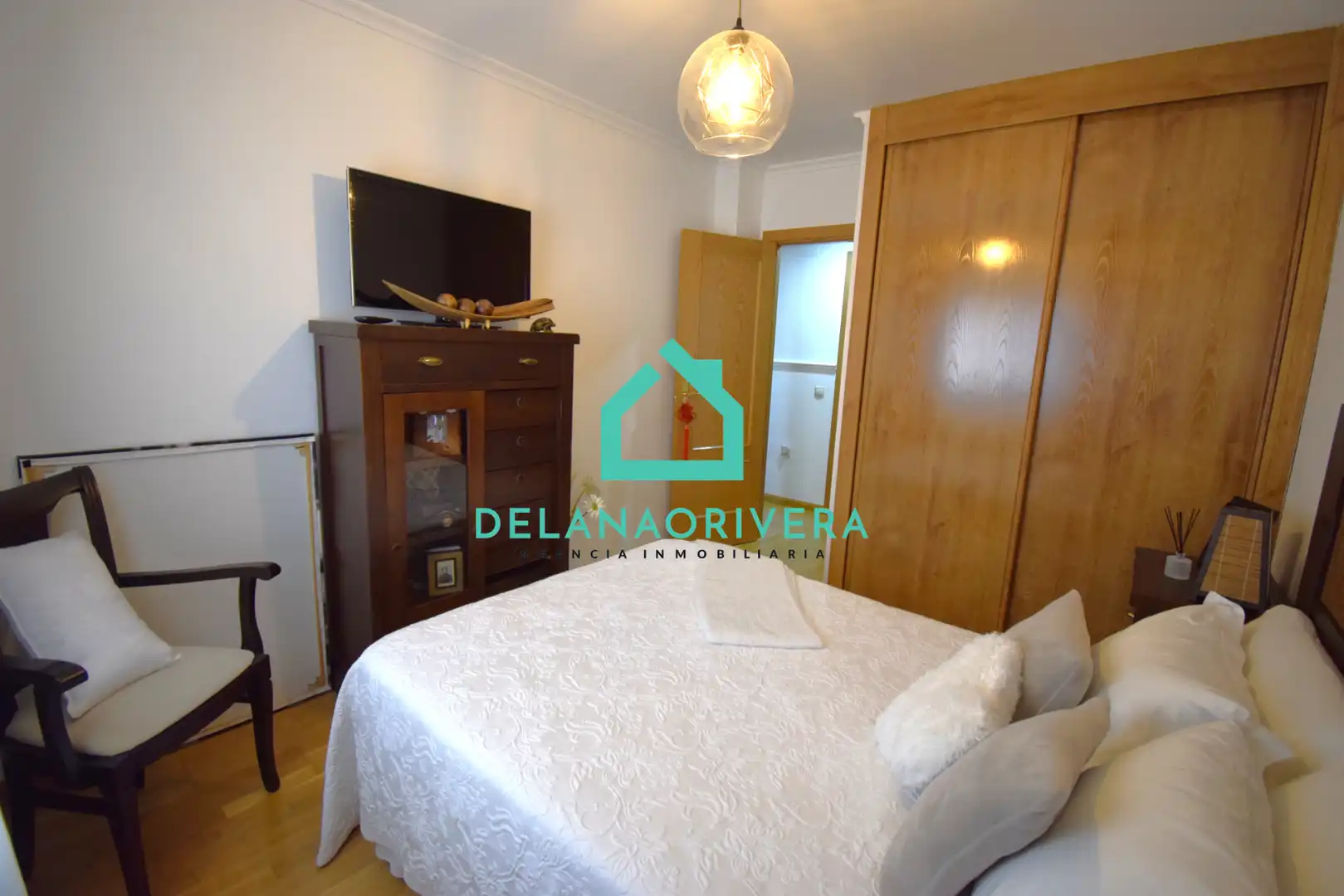 Dormitori de Àtic en venda en Guadalajara amb Aire condicionat, Calefacció i Parquet