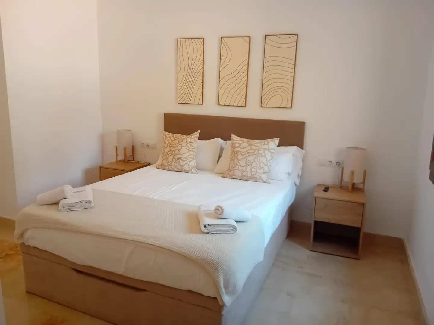 Dormitori de Casa o xalet en venda en Benalmádena amb Aire condicionat, Jardí privat i Terrassa
