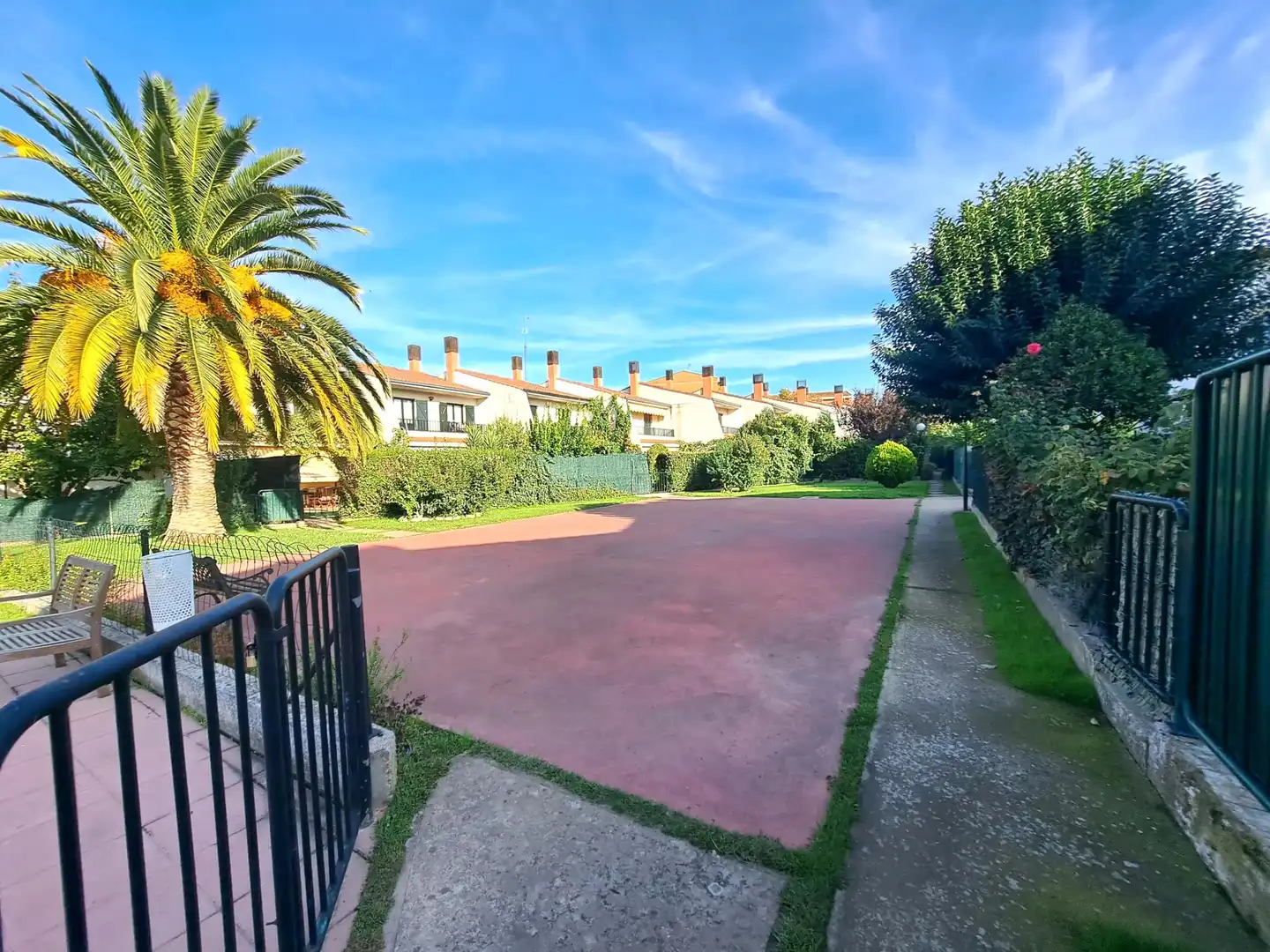 Terraced house with terrace for sale in Calle Antonio Machado, imagen 5
