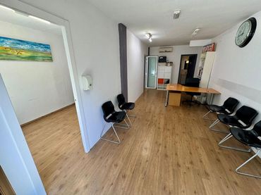 Local comercial en venta en Josep Sangenis