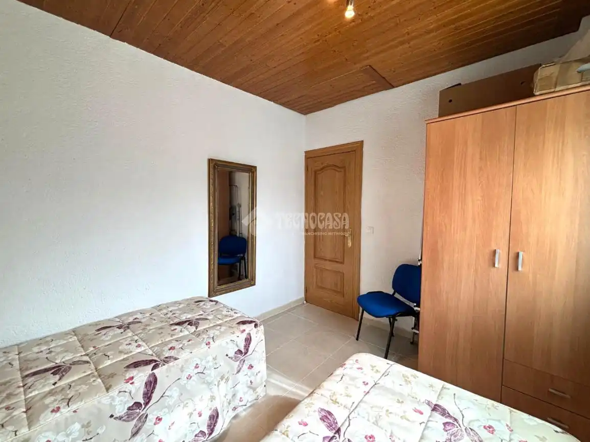 Bedroom of Houses for sale in Ataquines  with Furnished