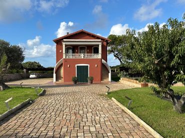 Xalet amb piscina en venda a Ciutadella