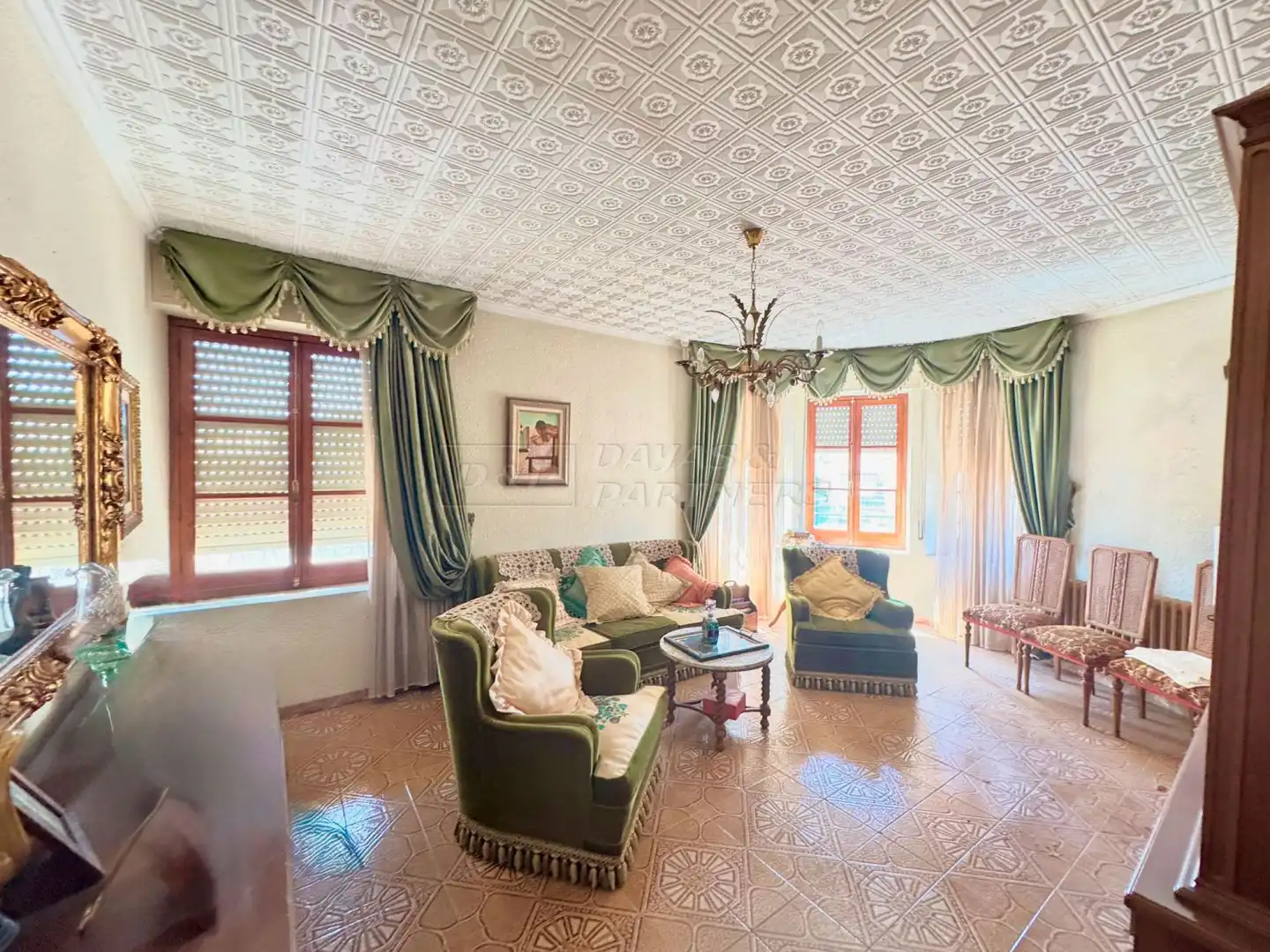 Sala de estar de Edificio en venta en El Pinós / Pinoso