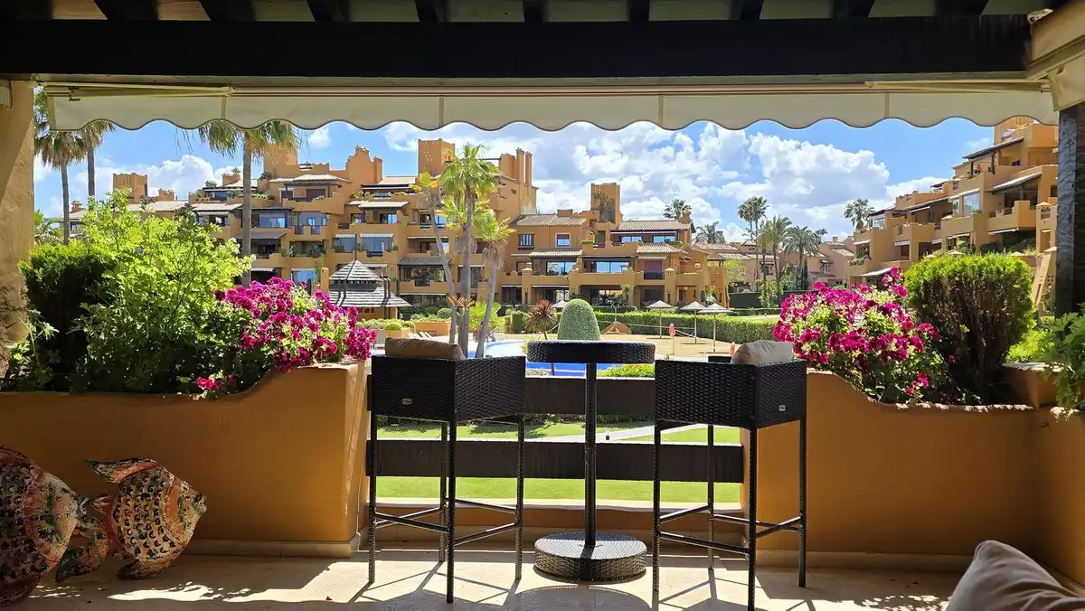 Piso con ascensor en venta en Estepona Pueblo, imagen 9