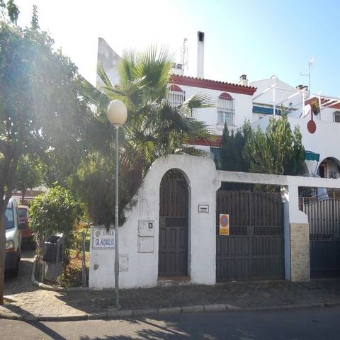 Casa-chalet en Venta en C/ Gladiolo en Cavaleri