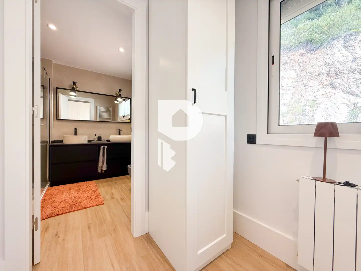 Baño de Casa o chalet de alquiler en Vallirana con Aire acondicionado, Calefacción y Jardín privado