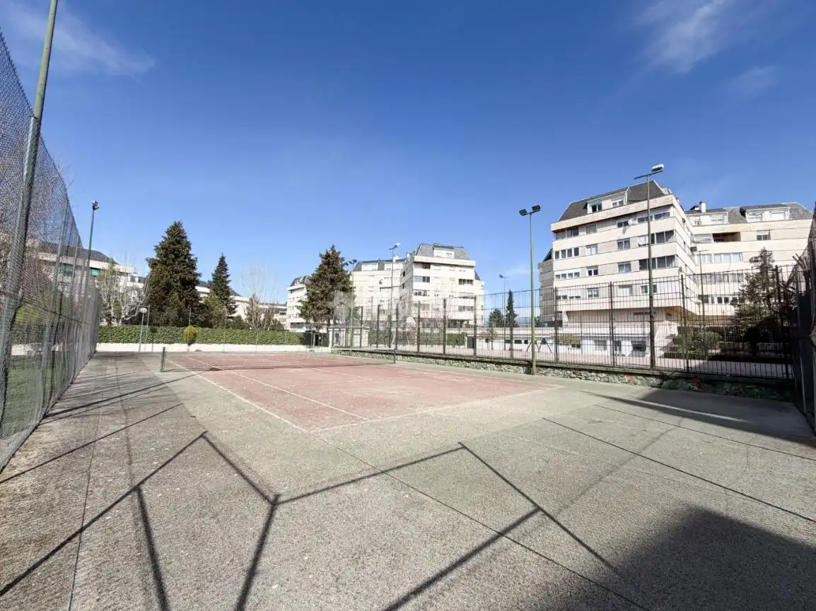 Exterior view of Flat for sale in Collado Villalba  with Air Conditioner, Heating and Parquet flooring