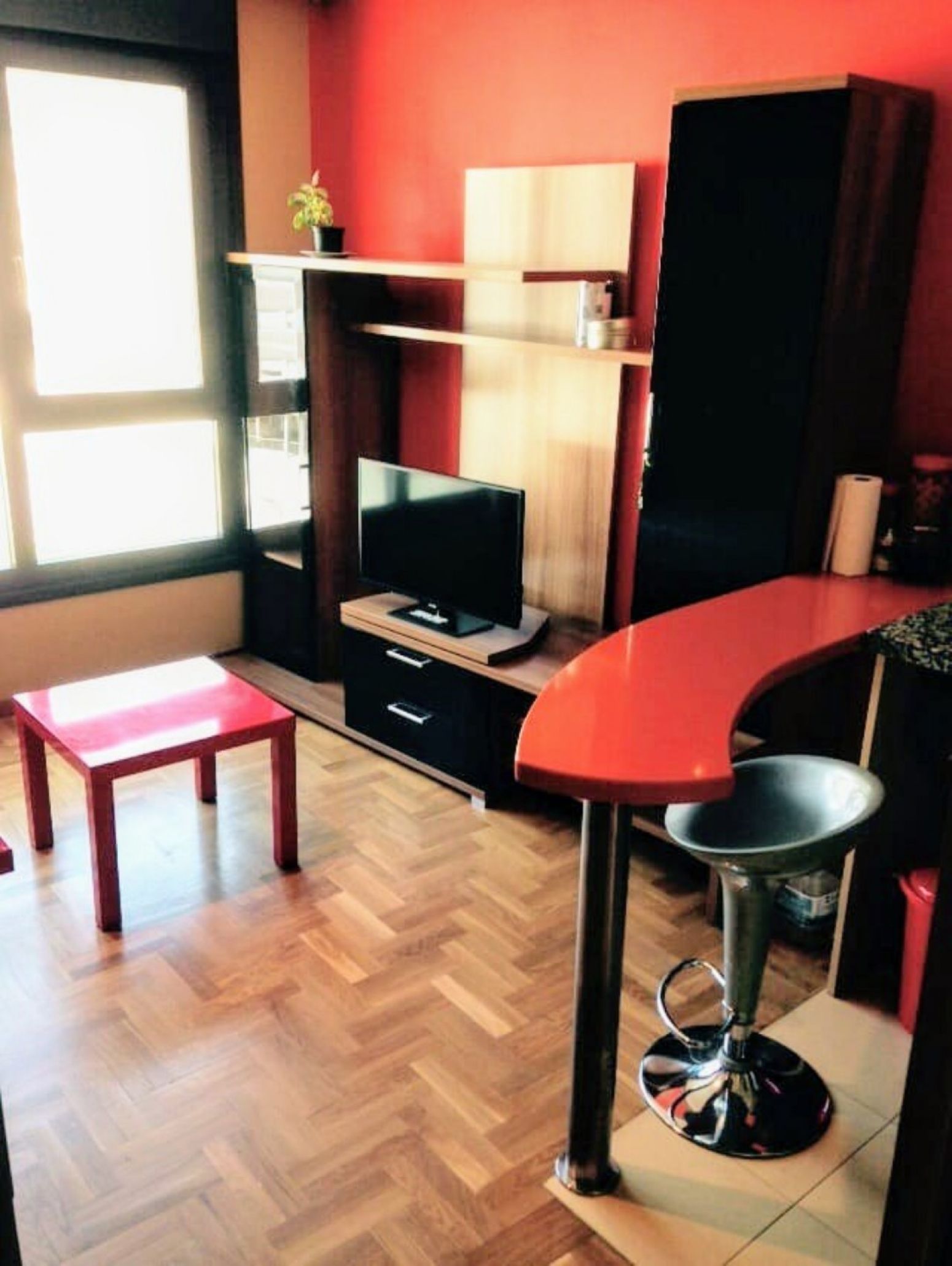 Living room of Flat to rent in Oviedo   with Heating, Parquet flooring and Storage room