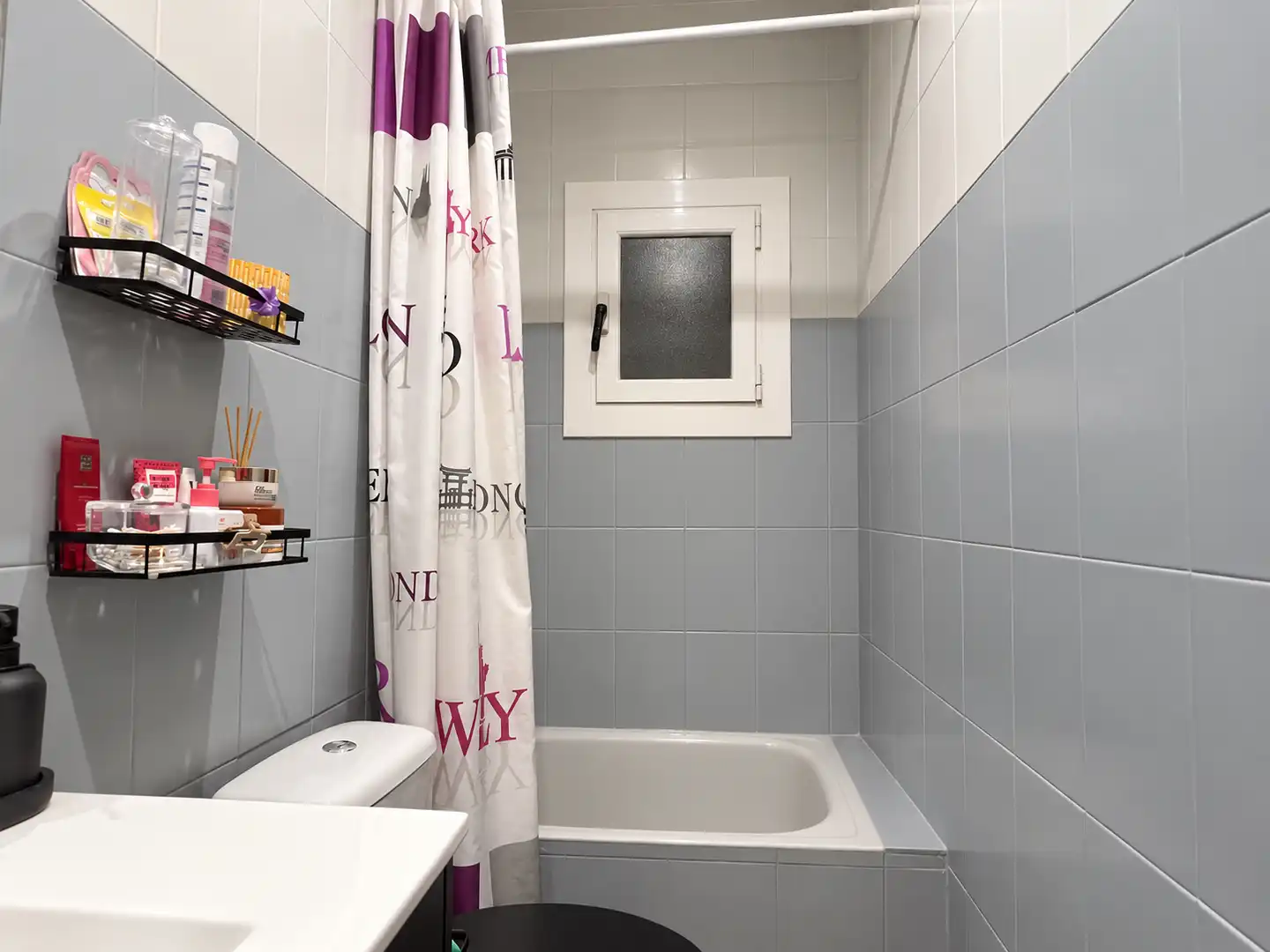 Baño de Planta baja en venta en Centre - Sant Josep - Sanfeliu