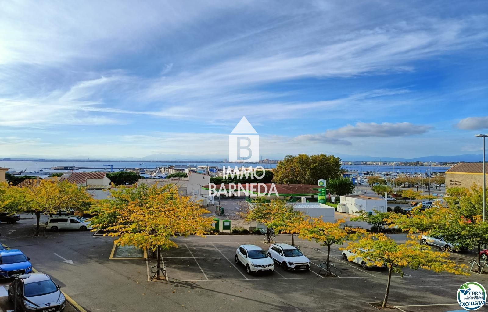 Exterior view of Flat for sale in Roses  with Air Conditioner, Heating and Terrace